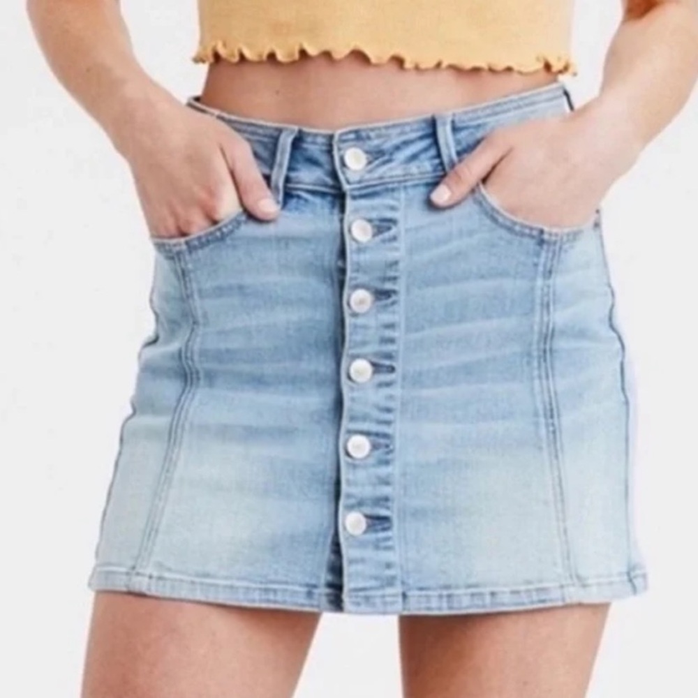 American Eagle Outfitters super stretch denim button-front mini skirt 00